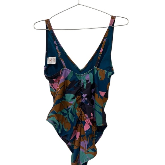 SHADE & SHORE Floral Ruched One-Piece Swimsuit Women’s Large NWOT - Picture 2 of 3